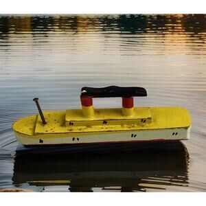 Seaver Toy Co. Burbank, CA Wooden Model Ship - Circa 1950’s - 3.5”L